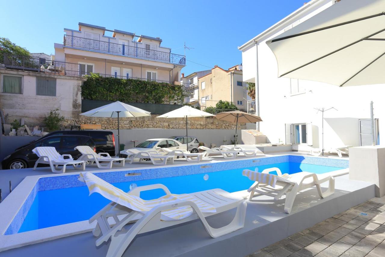 Family Friendly Apartments With A Swimming Pool Podstrana, Split - 4859 Exteriör bild