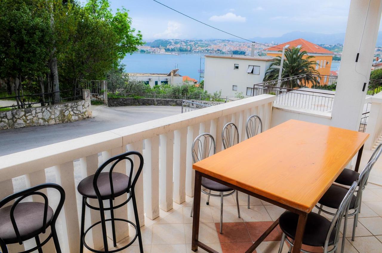 Family Friendly Apartments With A Swimming Pool Podstrana, Split - 4859 Exteriör bild